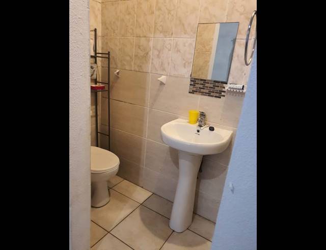 2 BEDROOM APARTMENT FOR SALE IN FLORIDA